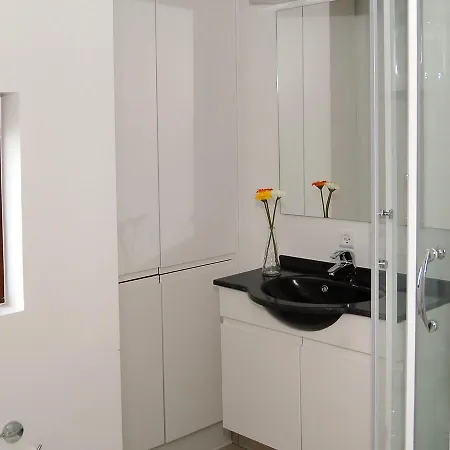 Three-bedroom Holiday In 29 * Blavand