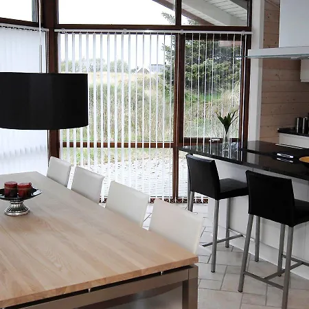 Three-bedroom Holiday In 29 Holiday home